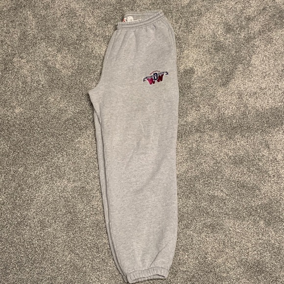 Vintage grey Disney sweatpants - Picture 4 of 8